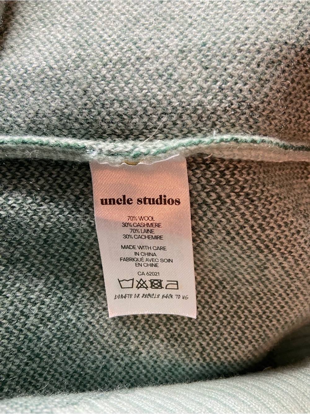 Uncle Studios US Autograph Cursive Sweater Jumper Wool Cashmere Blend Medium M - Picture 10 of 11